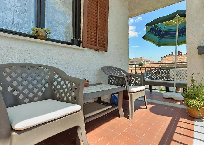 With Parking Space - 20815 Apartamento Pula