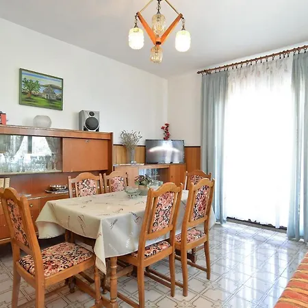 Apartment With A Parking Space - 20815